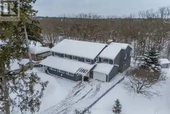 211 West River Rd, Cambridge, Ontario N1S 2Z9, 5 Bedrooms Bedrooms, 17 Rooms Rooms,2 BathroomsBathrooms,All Houses,Sold,West River,X11985954
