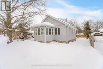 21 Crombie St, Cambridge, Ontario N1S 1Y3, 3 Bedrooms Bedrooms, 10 Rooms Rooms,3 BathroomsBathrooms,All Houses,Sold,Crombie,X11986478