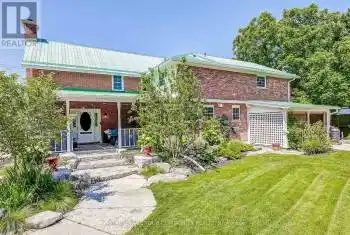 138 Queen St, Kawartha Lakes, Ontario K0M 2T0, 3 Bedrooms Bedrooms, 11 Rooms Rooms,3 BathroomsBathrooms,All Houses,Sold,Queen,X11992414