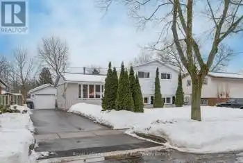 32 Hastings Blvd, Guelph, Ontario N1E 4G4, 3 Bedrooms Bedrooms, 11 Rooms Rooms,2 BathroomsBathrooms,All Houses,Sold,Hastings,X11993174