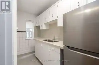 99 Tyndall Avenue Unit# 601 Toronto (South Parkdale) Ontario M6K2G2