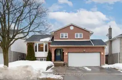 12 Glenabbey Drive Clarington (Courtice) Ontario L1E1B9