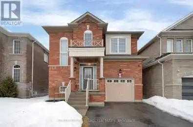 35 Noden Crescent Clarington (Newcastle) Ontario L1B0L2
