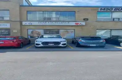 1450 O'Connor Drive Unit# 113 Toronto E03 Ontario M4B 2V5