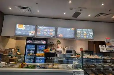 686 Bay Street Toronto C01 Ontario M5G 0A4