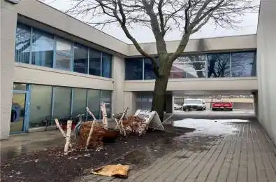 130 Industry Street Unit# 22 Toronto W04 Ontario M6M 5G3