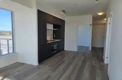 2 David Eyer Road Unit# 724 Richmond Hill Ontario L4S 0N6