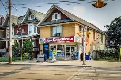 675 Broadview Avenue Toronto E01 Ontario M4K 2P4