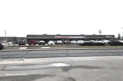 386-392 Barton Street Hamilton Ontario L8E 2K9