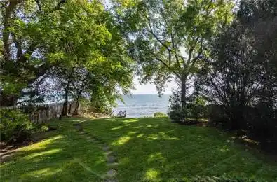 21 Second Street Oakville Ontario L6J 3T1