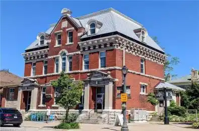 719 Queen Street Kincardine Ontario N2Z 1Z9