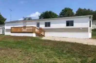 261 Hillview Road Drummond/North Elmsley Ontario K7H 3C8