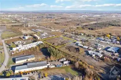 2079 CARP Road Carp - Huntley Ward Ontario K0A 1L0