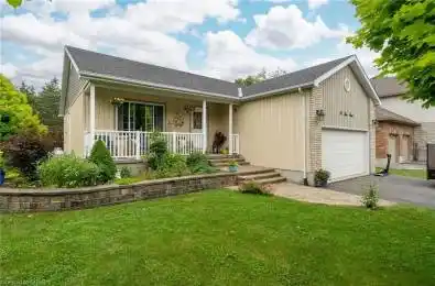 28 JOHN Street Prince Edward County Ontario K0K 2T0