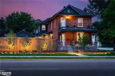 556 HURONTARIO Street Collingwood Ontario L9Y 2N5