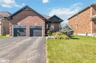 28 CLARK Street Collingwood Ontario L9Y 0H9