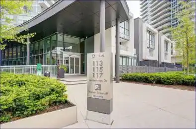 115 Mcmahon Drive Unit# 212 Toronto C15 Ontario M2K 0E3