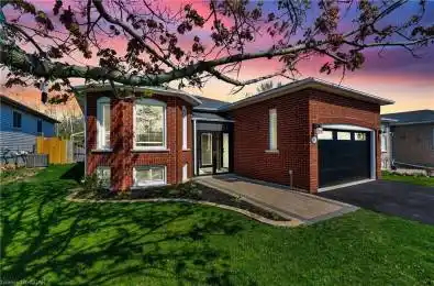 692 EWING Street Cobourg Ontario K9A 5N8