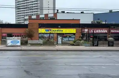 848 MERIVALE Road Unit# B Carlington - Central Park Ontario K1Z 5Z4