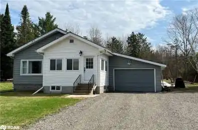 1082 HARVEY Avenue Algonquin Highlands Ontario P0A 1E0