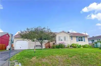 19 GREAT OAK Street Highlands East Ontario K0L 1M0