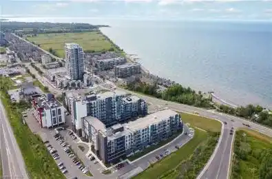 16 CONCORD Place Unit# 429 Grimsby Ontario L3M 0J1