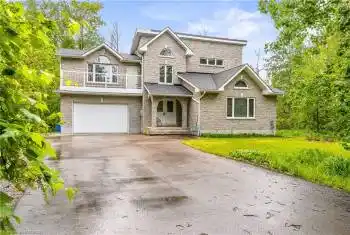 Welcome to 35 Sauble Woods Crescent