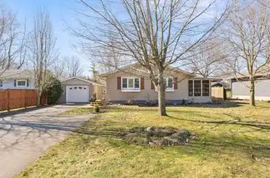 8475 Defore Drive Lambton Shores Ontario N0M 1T0