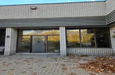 1605 Sedlescomb Drive Unit# 2 Mississauga Ontario L4X 1M4