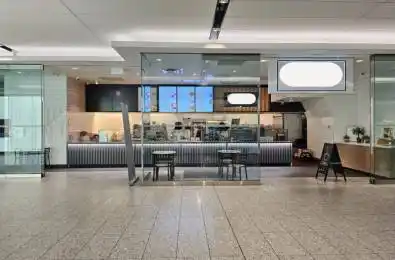 777 Bay Street Unit# c203 Toronto C01 Ontario M5G 2C8