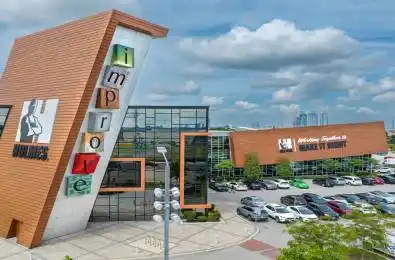 7250 Keele Street Unit# 96 & 109 Vaughan Ontario L4K 1Z8