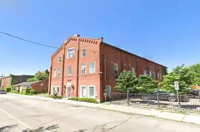 14 Cross Street Hamilton Ontario L9H 2R4