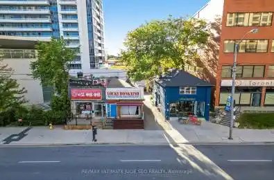5372-5376 Yonge Street Toronto C07 Ontario M2N 5R5