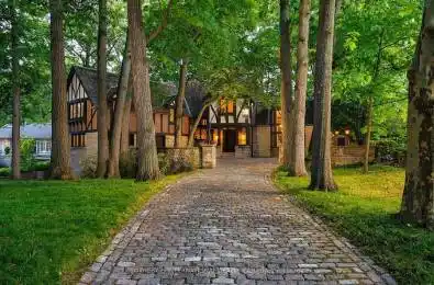 38 Edenbrook Hill Toronto W08 Ontario M9A 3Z6