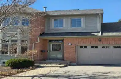 72 Louisbourg Way Markham Ontario L6E 2A2
