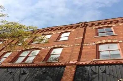 72-76 Hurontario Street Unit# 202 Collingwood Ontario L9Y 2L8