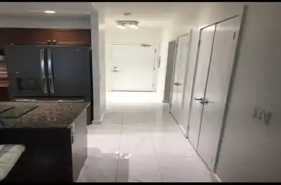 208 Queens Quay Street Unit# 312 Toronto C01 Ontario M5J 1B5