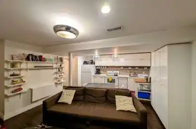 297 Keele Street Unit# B Toronto W02 Ontario M6P 2K5
