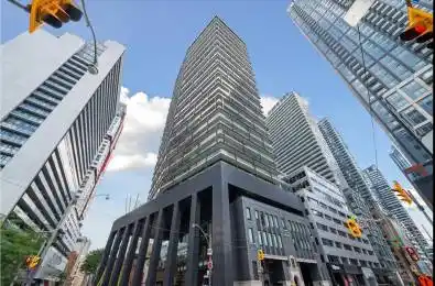125 Peter Street Unit# 2204 Toronto C01 Ontario M5V 0M2
