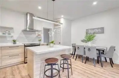 43 CROOKS Street Hamilton Ontario L8R 2Z7