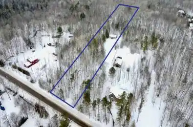 250 Peek-A-Boo Trail Tiny Ontario L9M 0B3