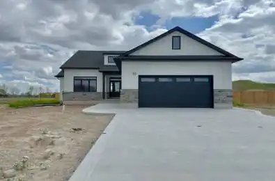10 LOIS Court Lambton Shores Ontario N0M 1T0