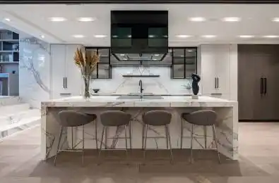 55 Prince Arthur Avenue Unit# 57 Toronto C02 Ontario M5J 2Y6