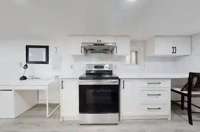 533 Westmount Avenue Toronto C03 Ontario M6E 3N6