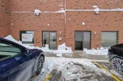4 Alfred Kuehne Boulevard Unit# 3 Brampton Ontario L6T 4N3