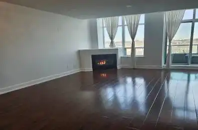 200 Manitoba Street Unit# 426 Toronto W06 Ontario M8Y 3Y9