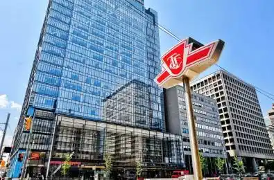 488 University Avenue Unit# 3911 Toronto C01 Ontario M5G 0C1