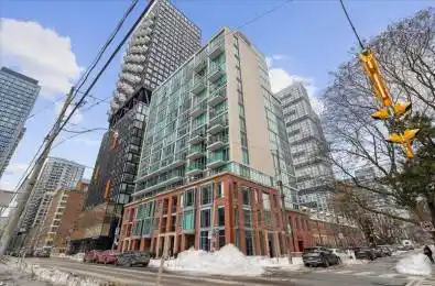 220 George Street Unit# 903 Toronto C08 Ontario M5A 2N1
