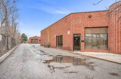 2011 Lawrence Avenue Unit# 29 Toronto W04 Ontario M9N 3V3