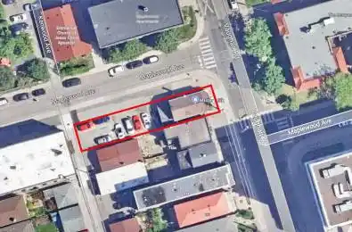 170 Vaughan Road Toronto C03 Ontario M6C 2M2